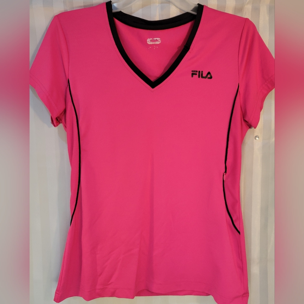 Fila Womens Sport Shirt Hot Pink M?